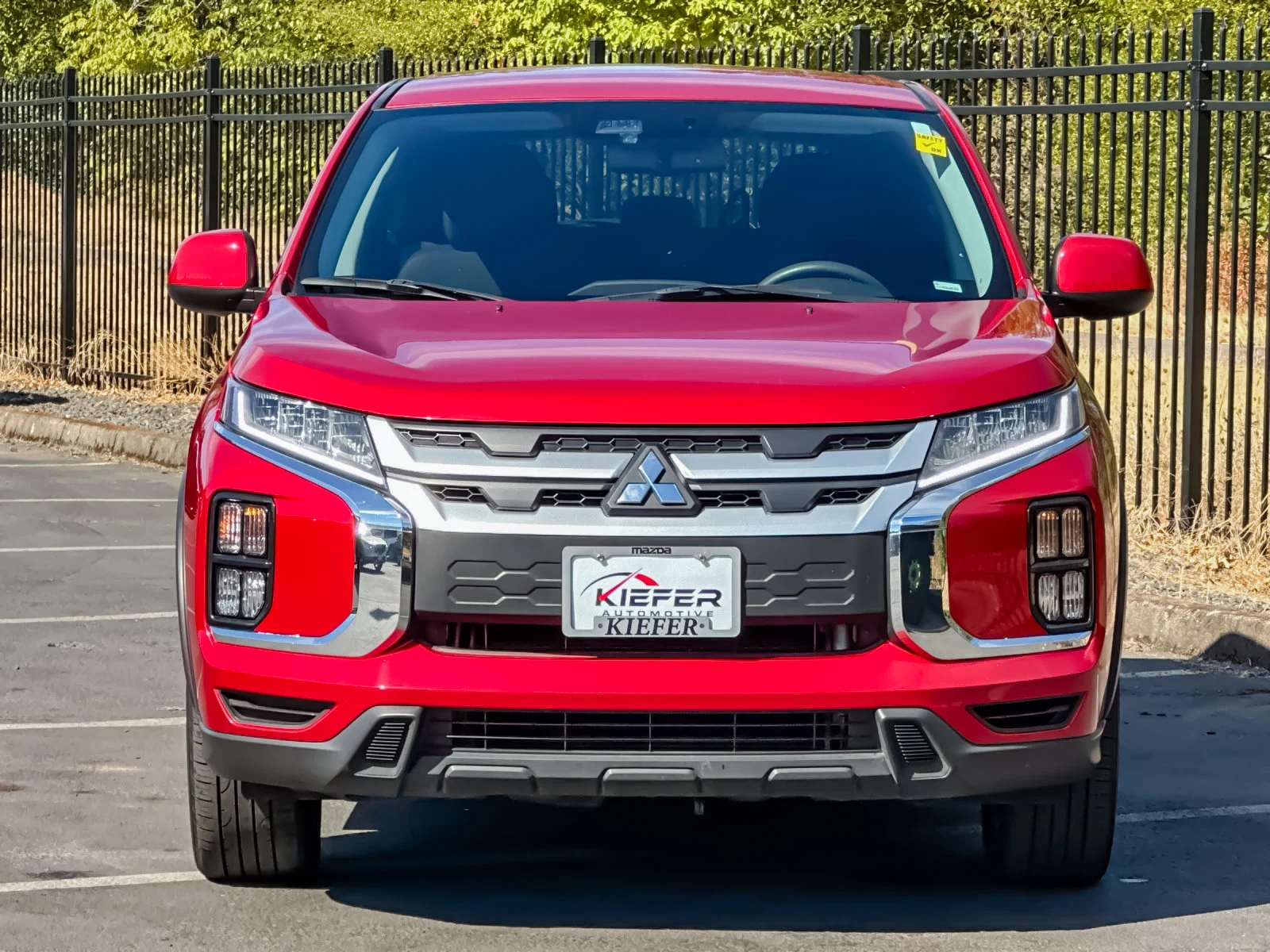 Used 2025  Mitsubishi 2.0 ES image 9