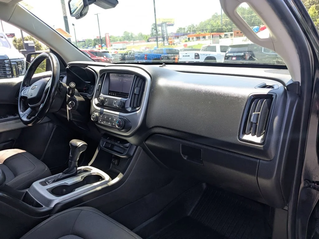 Used 2021 Black Chevrolet 2WD LT image 25