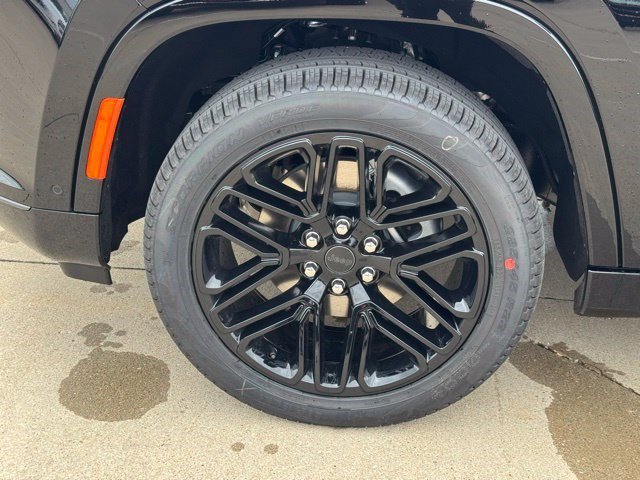New 2026 High Gloss Black Exterior Paint Jeep Limited Reserve image 44