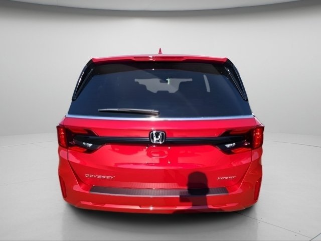 New 2026 Radiant Red Metallic II Honda Sport-L image 6