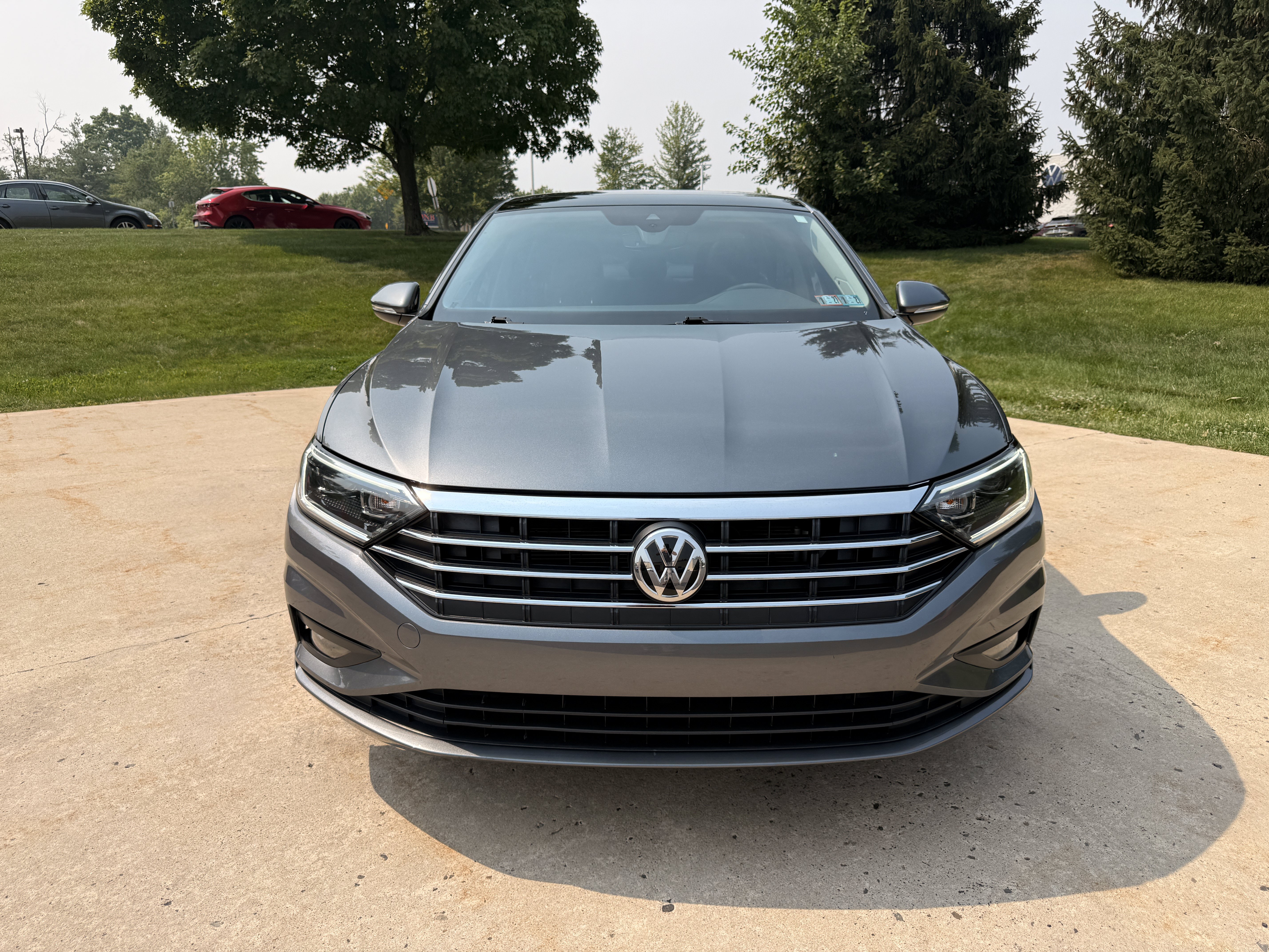 Used 2021  Volkswagen SEL Premium image 9