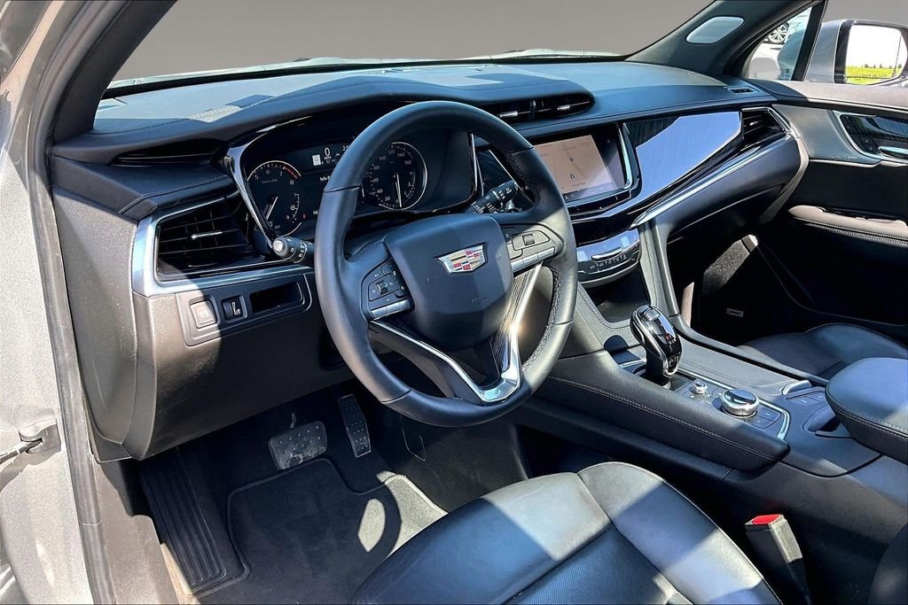 Used 2025 Silver Cadillac Premium Luxury image 13