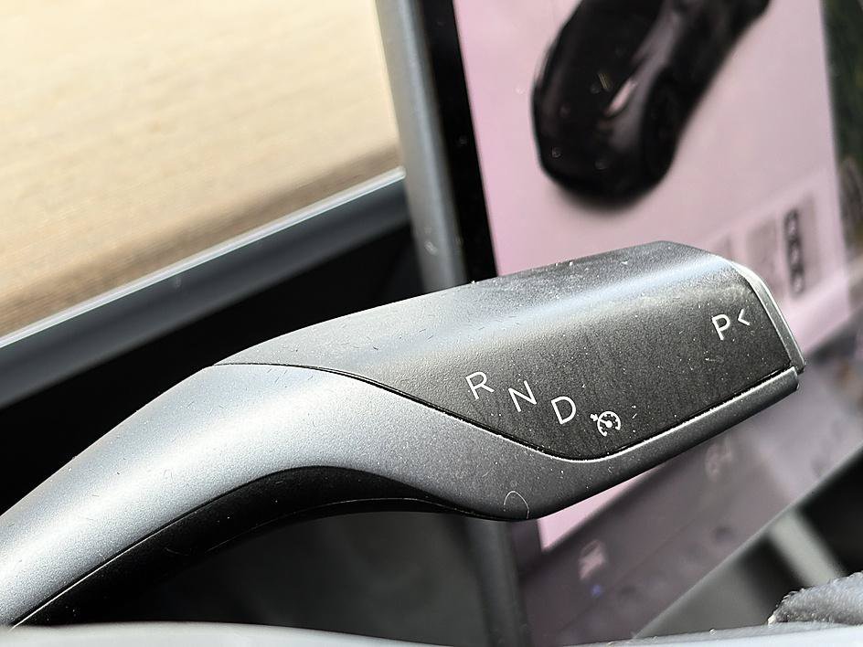 Used 2021 Midnight Silver Metallic Tesla Long Range image 22