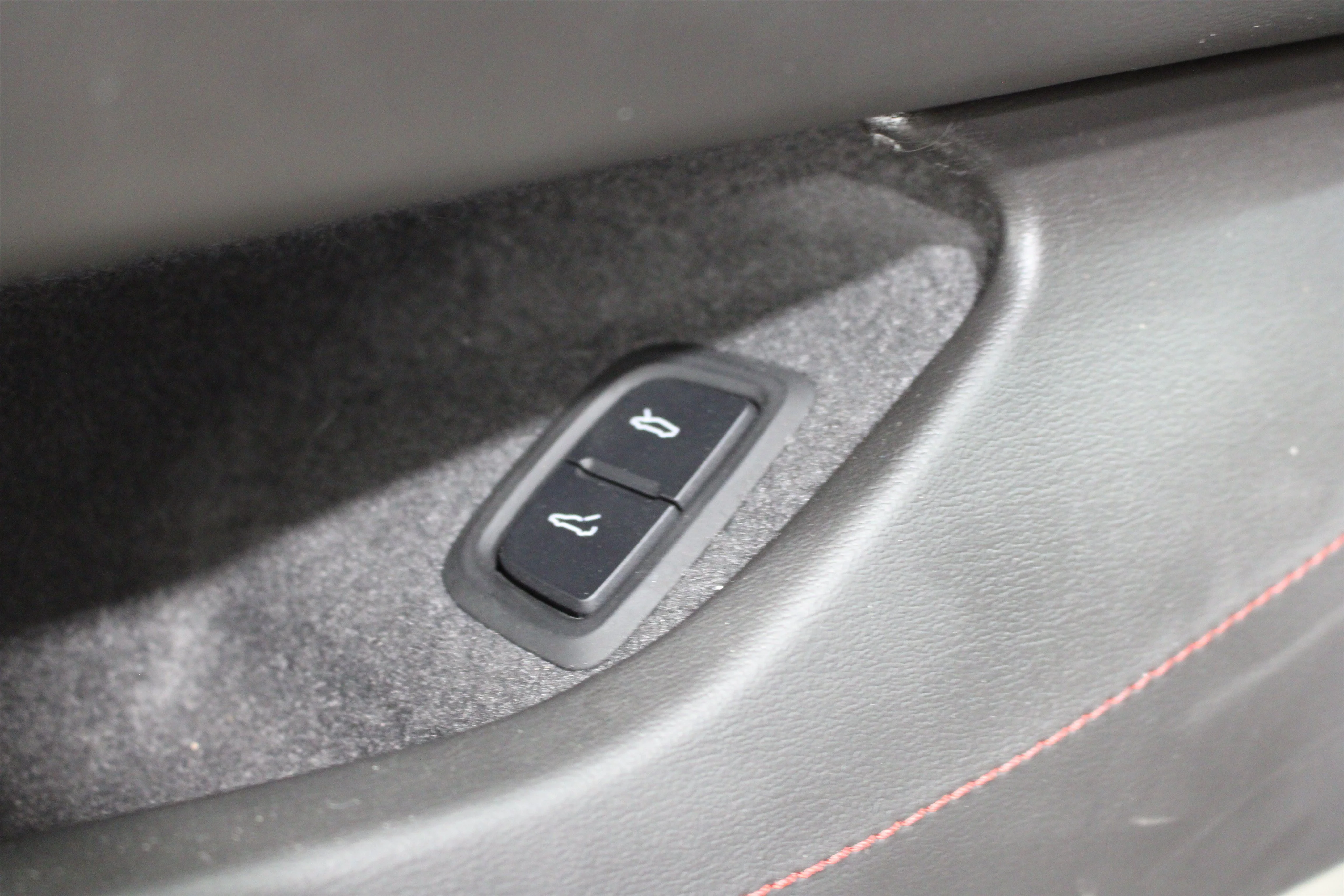 2023 Chevrolet Corvette 2LT - Photo 9