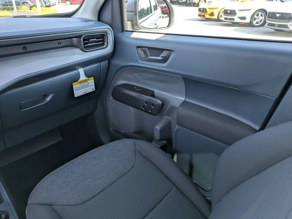 New 2026 Oxford White Ford XL image 16