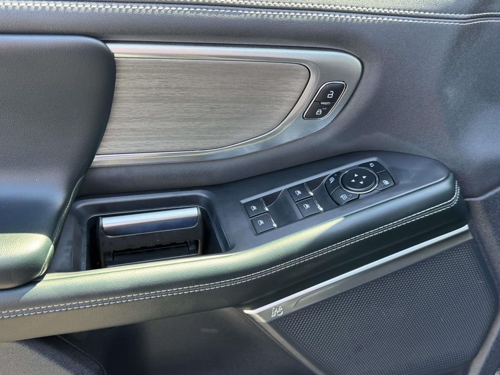 Used 2026 Black Ford Platinum image 19