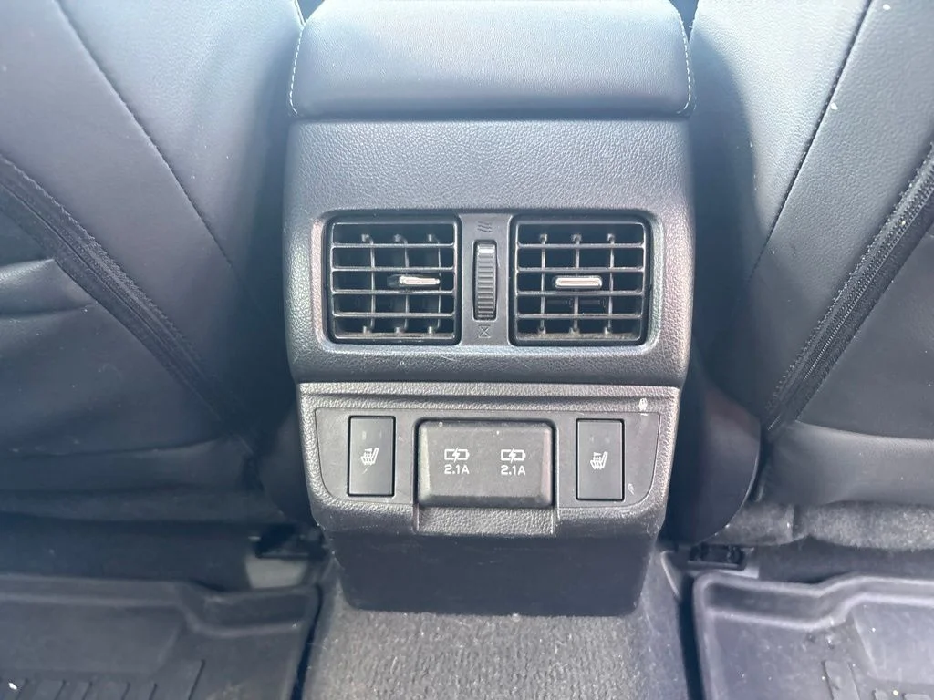 Used 2019 White Subaru 2.5i Limited image 36