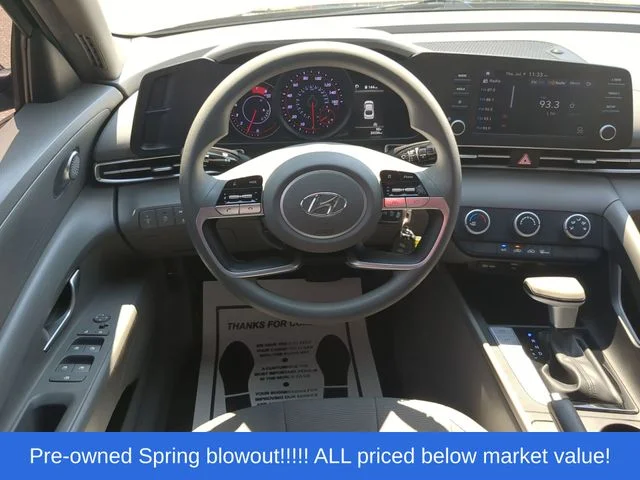 Used 2023 Black Hyundai SE image 35