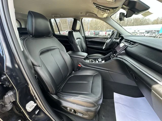 Used 2024 Black Jeep Limited image 30