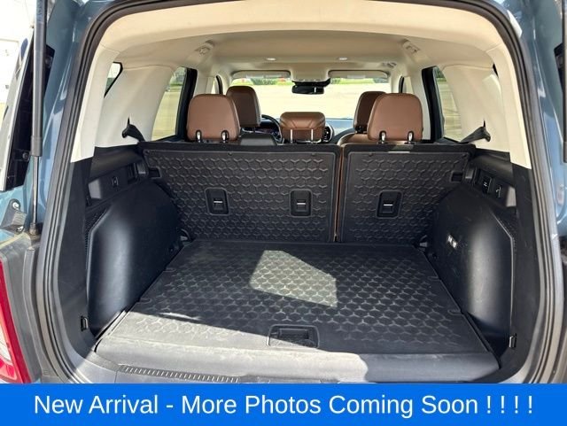 Used 2021 Gray Ford Badlands image 12