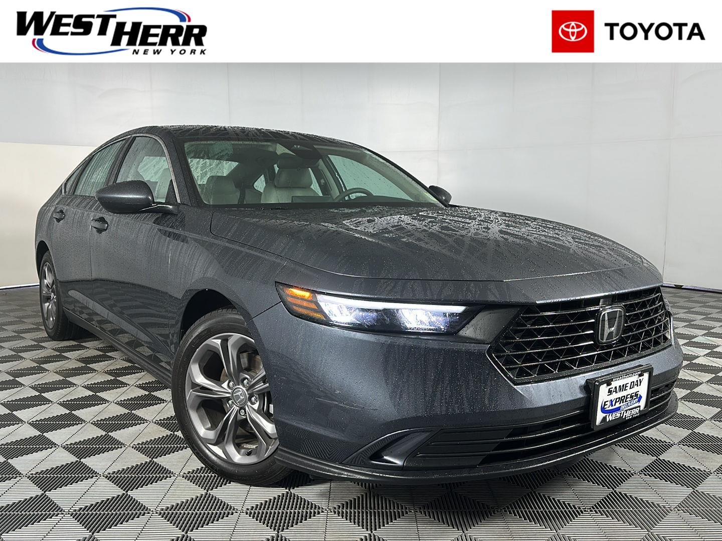 Used 2024 Meteorite Gray Metallic Honda EX image 1