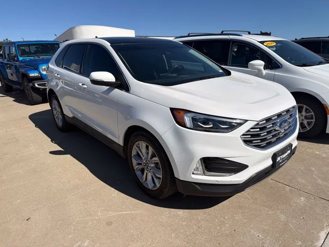 2022 Ford Edge Titanium