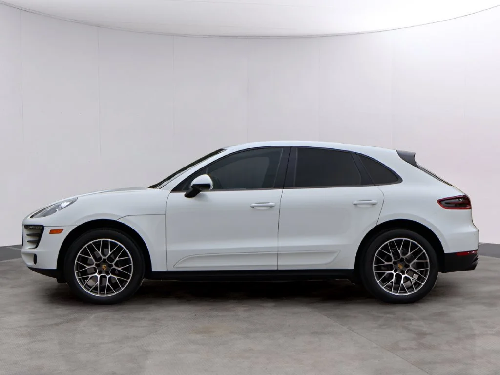 Used 2018 Porsche Macan Sport Edition with VIN WP1AA2A5XJLB13170 for sale in Kansas City
