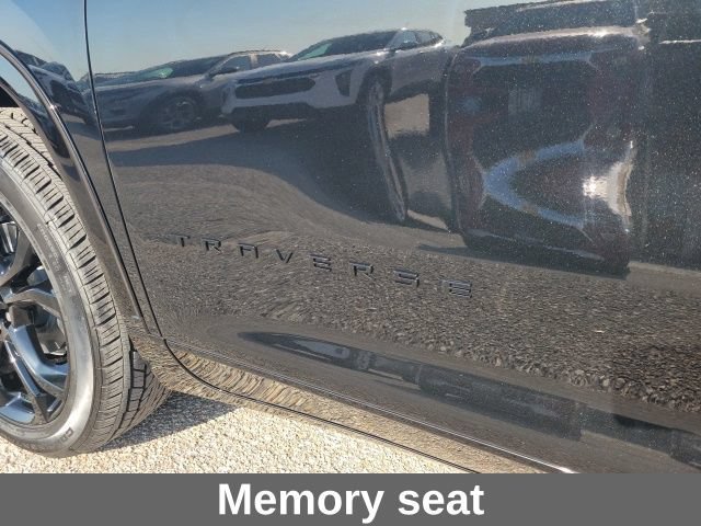 New 2027 Mosaic Black Metallic Chevrolet RS image 7