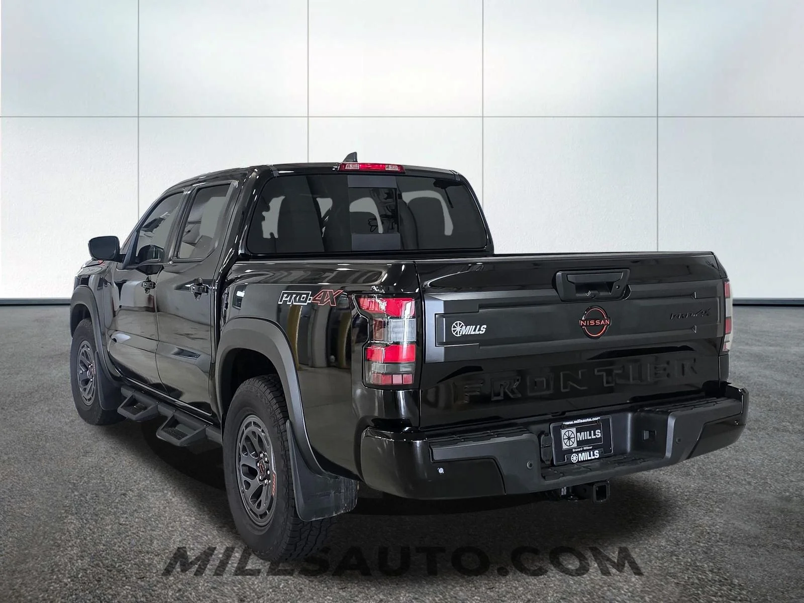 Used 2026 Black Nissan PRO-4X image 5