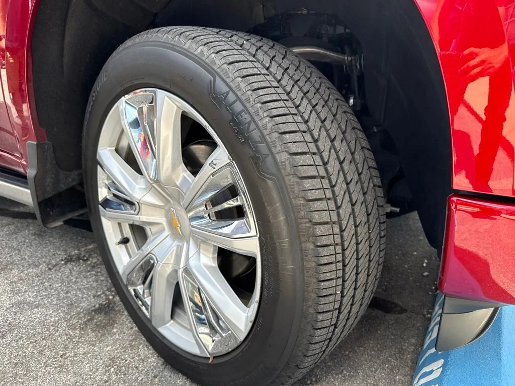 Used 2024 Red Chevrolet High Country image 23