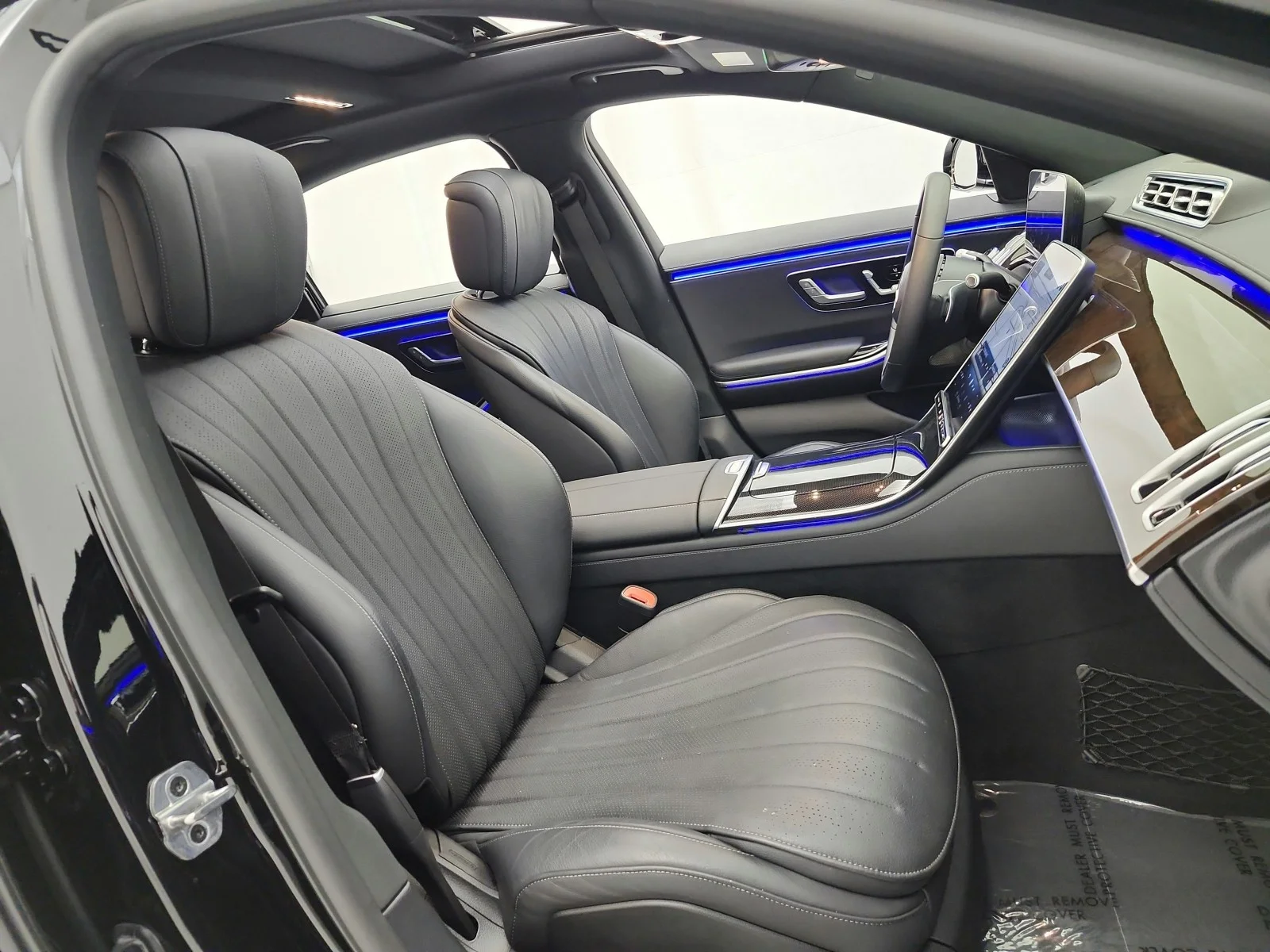 Certified Used 2022 Black Mercedes-Benz S 580 4MATIC® Sedan image 20