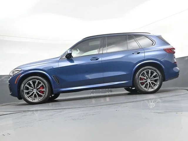 Used 2021 Blue BMW xDrive40i image 41