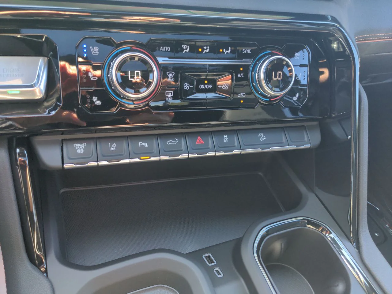 New 2026 Onyx Black GMC AT4 image 36
