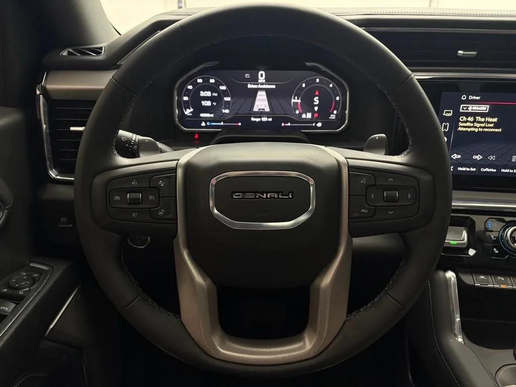 Used 2024 Onyx Black GMC Denali image 22
