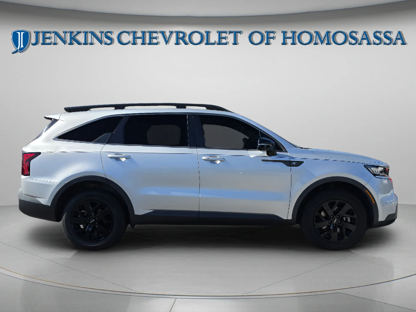 Used 2022 Sparkling Silver Kia X-Line S image 3
