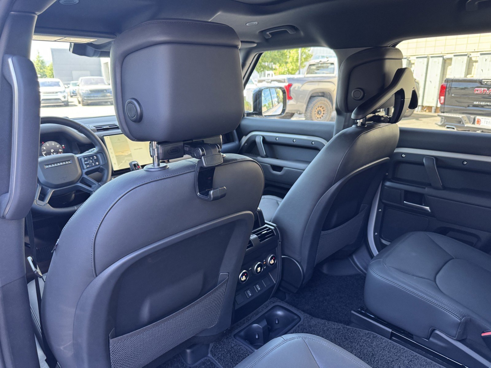 New 2026 Borasco Grey Land Rover X-Dynamic SE image 14