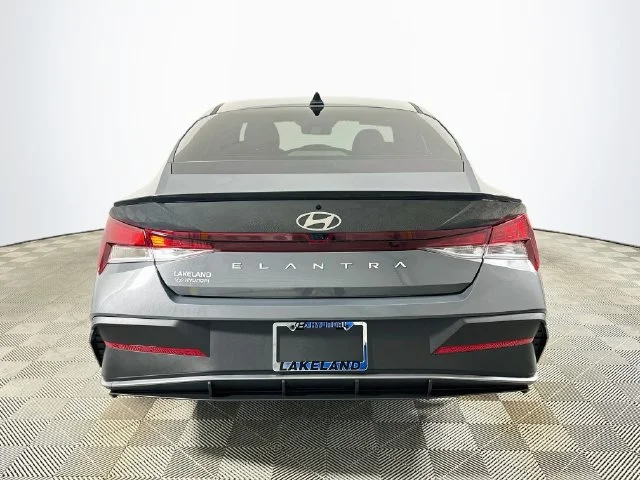 New 2026 Gray Hyundai SEL Sport image 4
