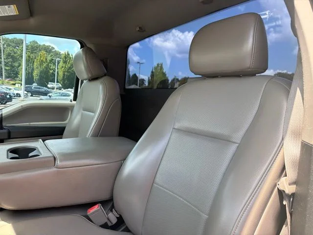 Used 2018 Oxford White Ford XL image 12
