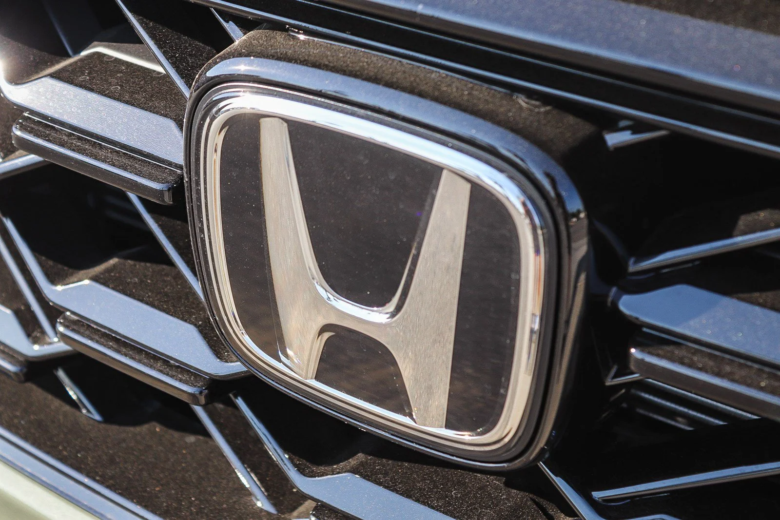 New 2027 Ash Green Metallic Honda TrailSport image 9