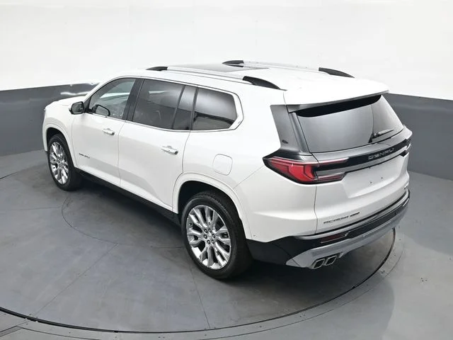 Used 2025 White GMC Denali image 26