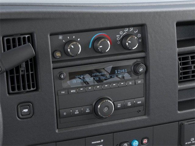 2025 Chevrolet Express Cargo Work Van - Photo 25