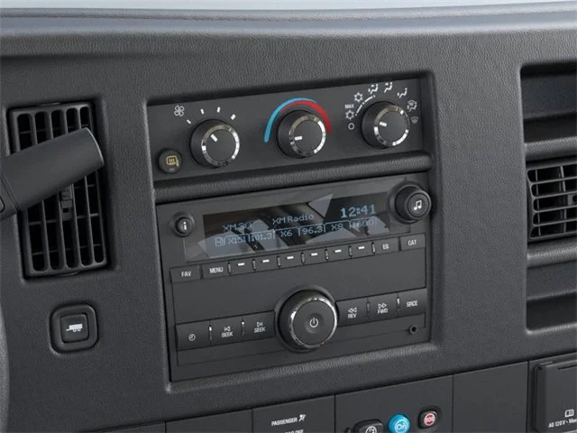 2025 Chevrolet Express Cargo Work Van - Photo 25