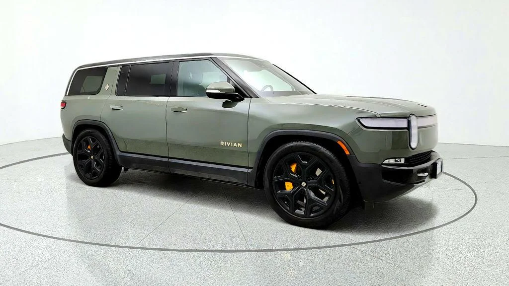 Used 2022 Forest Green Rivian Launch Edition AWD image 3