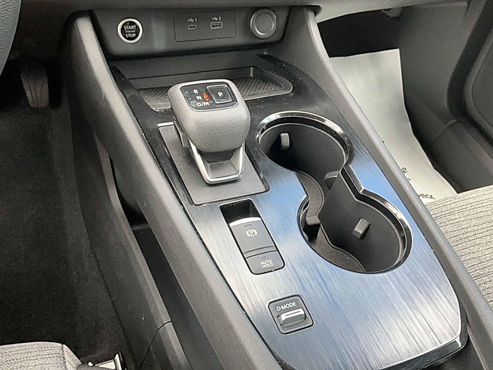 Used 2022 Glacier White Nissan S FWD image 10