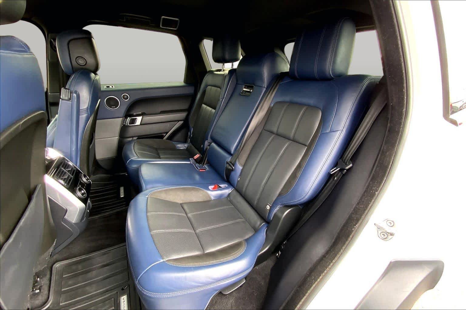 Used 2019 Fuji White Land Rover HST image 21