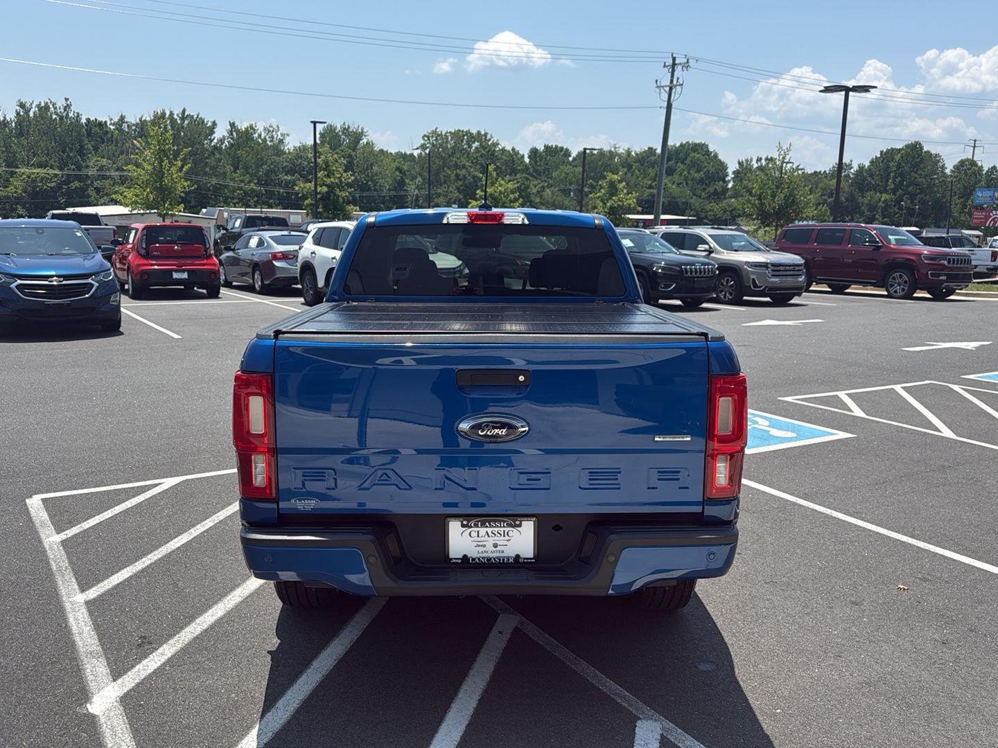 Used 2019  FORD  image 8
