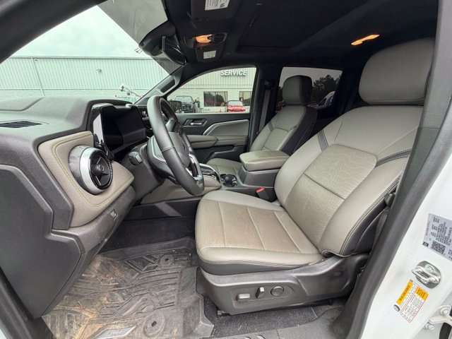 Used 2024 White Chevrolet ZR2 image 9
