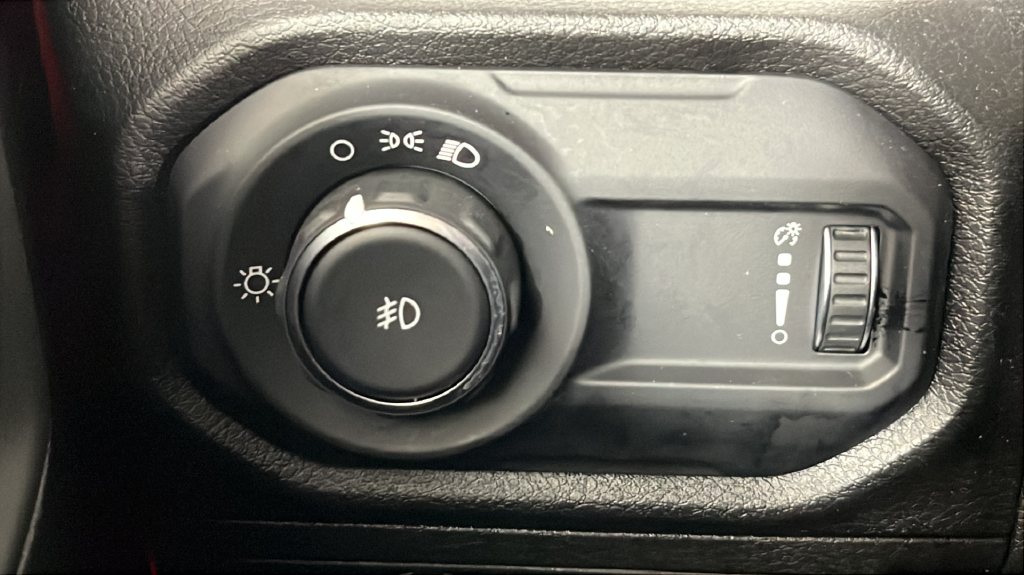 Used 2024 Red Clearcoat Jeep Sport image 30