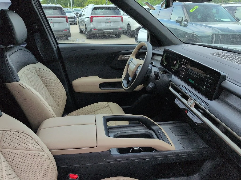 New 2027 Midnight Lake Blue Kia EX image 7