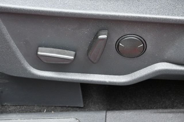 Used 2024 Red Ford Wildtrak image 10