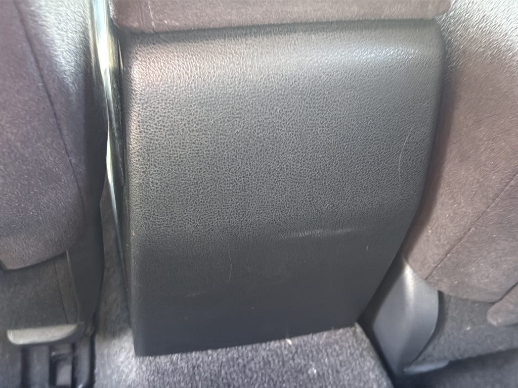 Used 2009 Red Nissan 2.5 S image 16