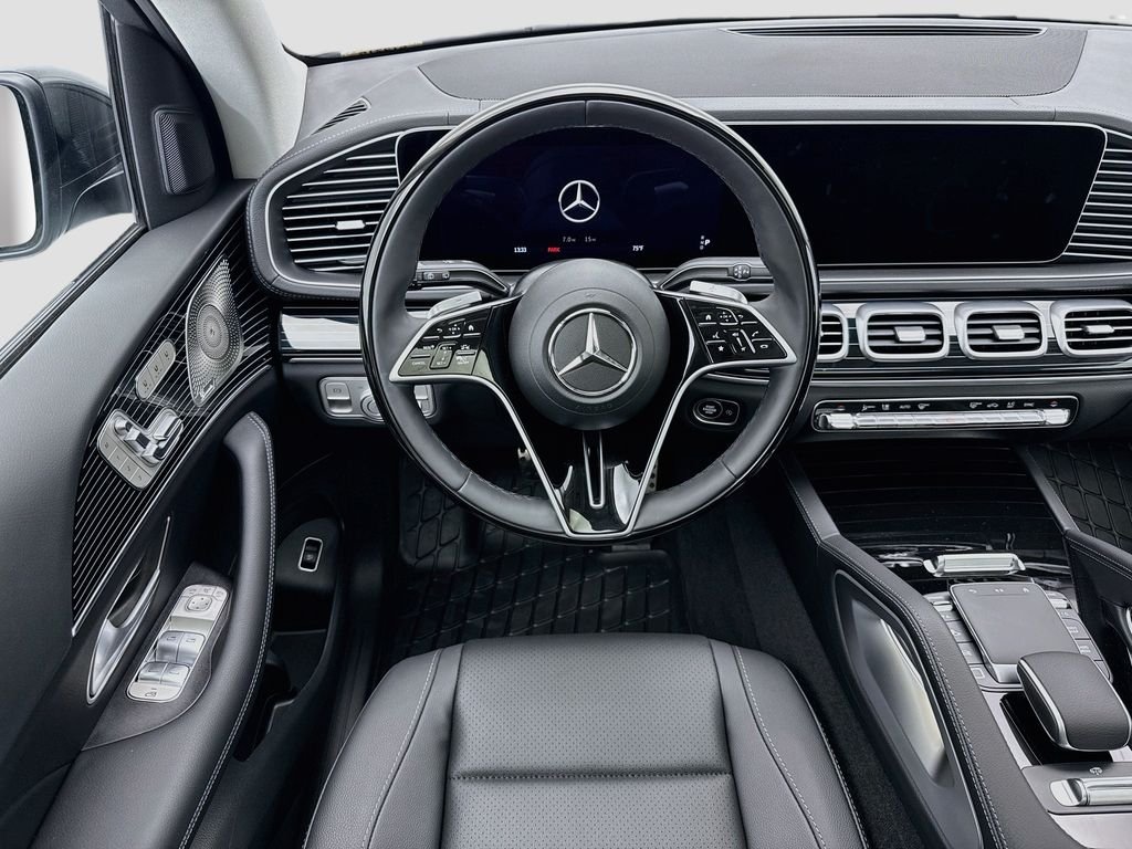 2026 Mercedes-Benz GLS Base - Photo 11