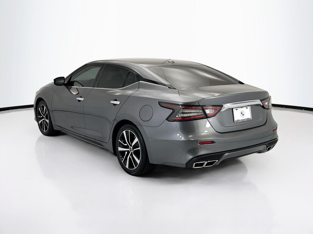 Used 2023 Gun Metallic Nissan SV image 7