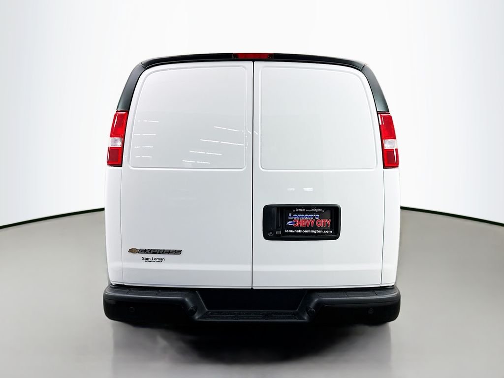 2026 Chevrolet Express Cargo Work Van - Photo 7
