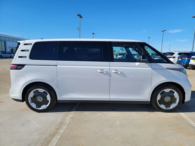 2025 Volkswagen ID. Buzz Pro S - Photo 12