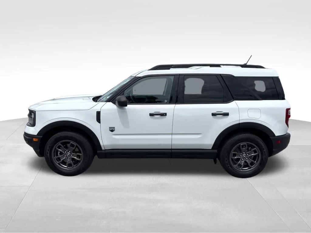 Used 2022 White Ford Big Bend image 2