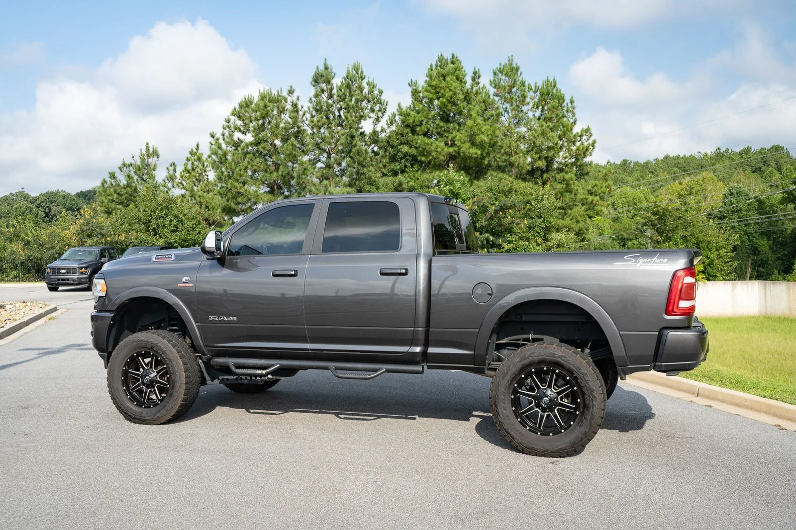 Used 2022 Gray Ram Laramie image 7
