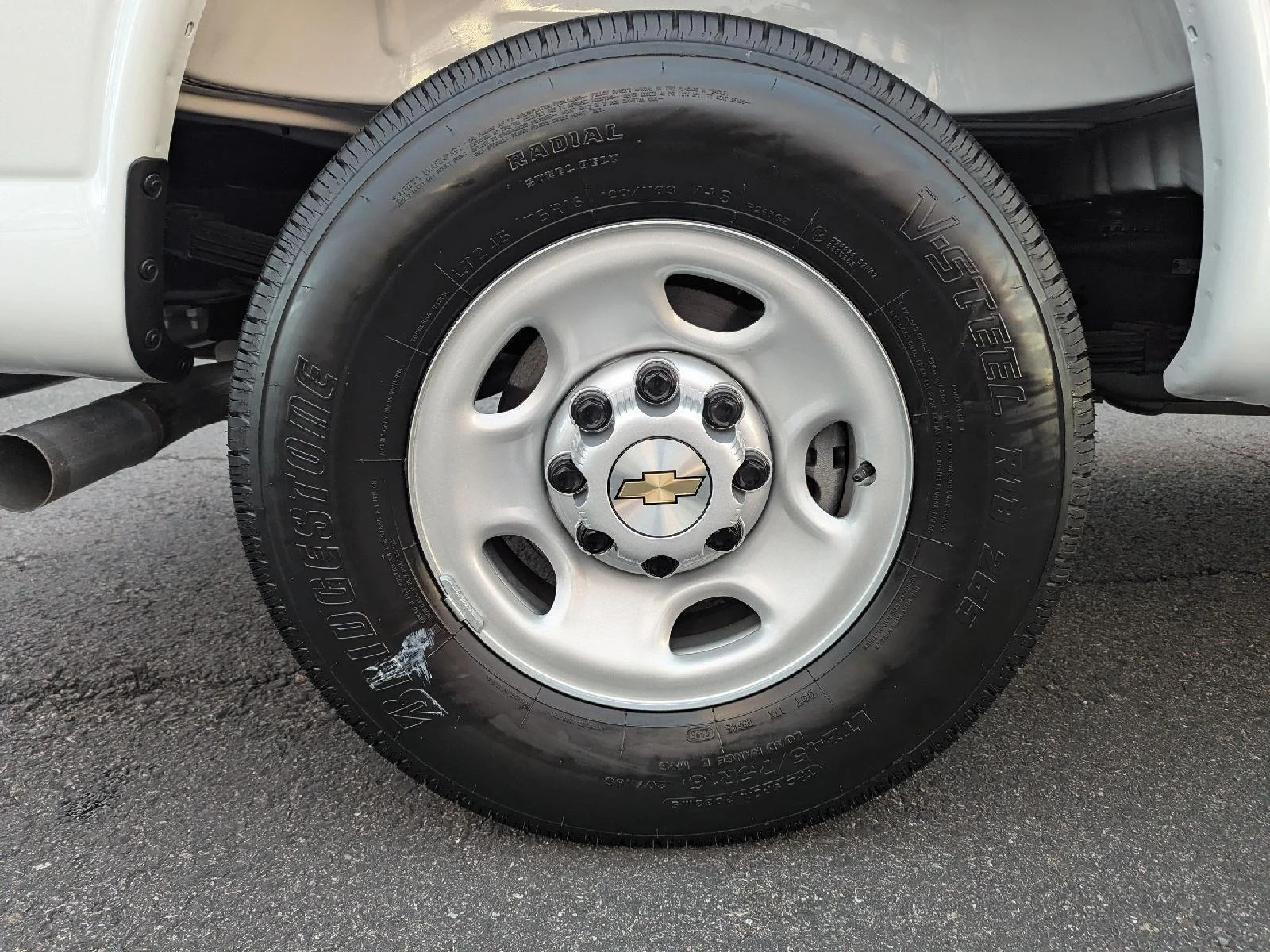 2025 Chevrolet Express Cargo Work Van - Photo 37