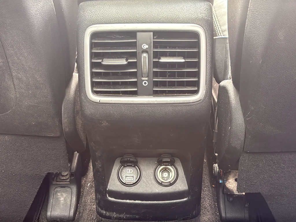 Used 2017 Red Kia EX image 40