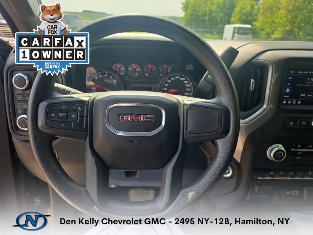 Used 2024 Onyx Black GMC Pro image 3